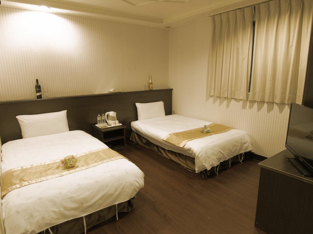 Yi Pin Yuan Hotel Tainan Eksteriør bilde