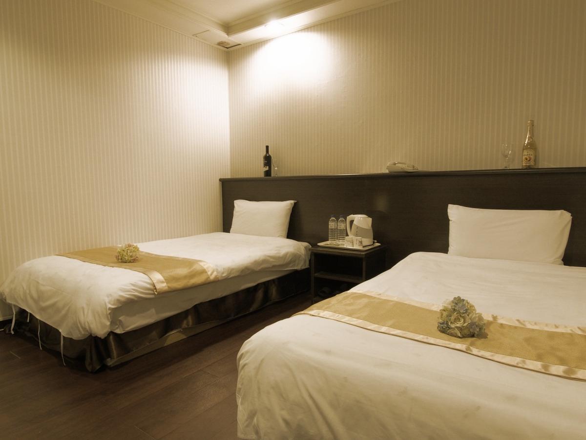 Yi Pin Yuan Hotel Tainan Eksteriør bilde