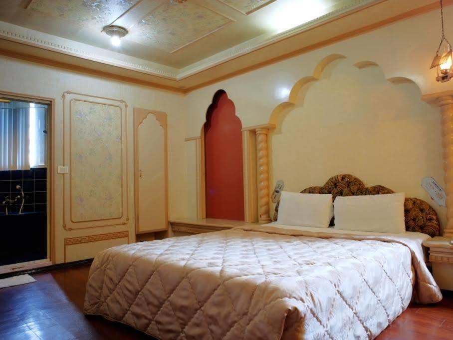 Yi Pin Yuan Hotel Tainan Eksteriør bilde