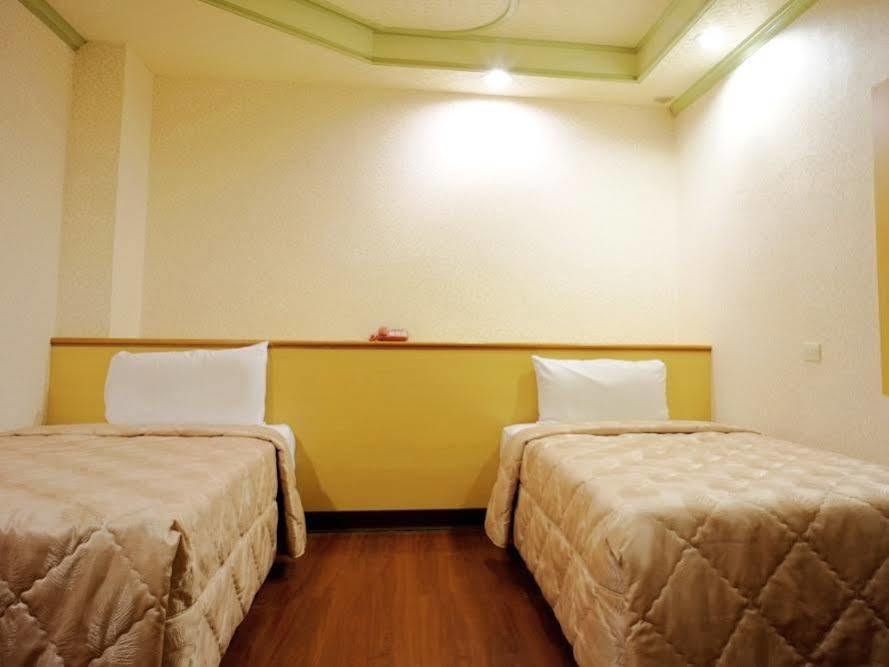 Yi Pin Yuan Hotel Tainan Eksteriør bilde